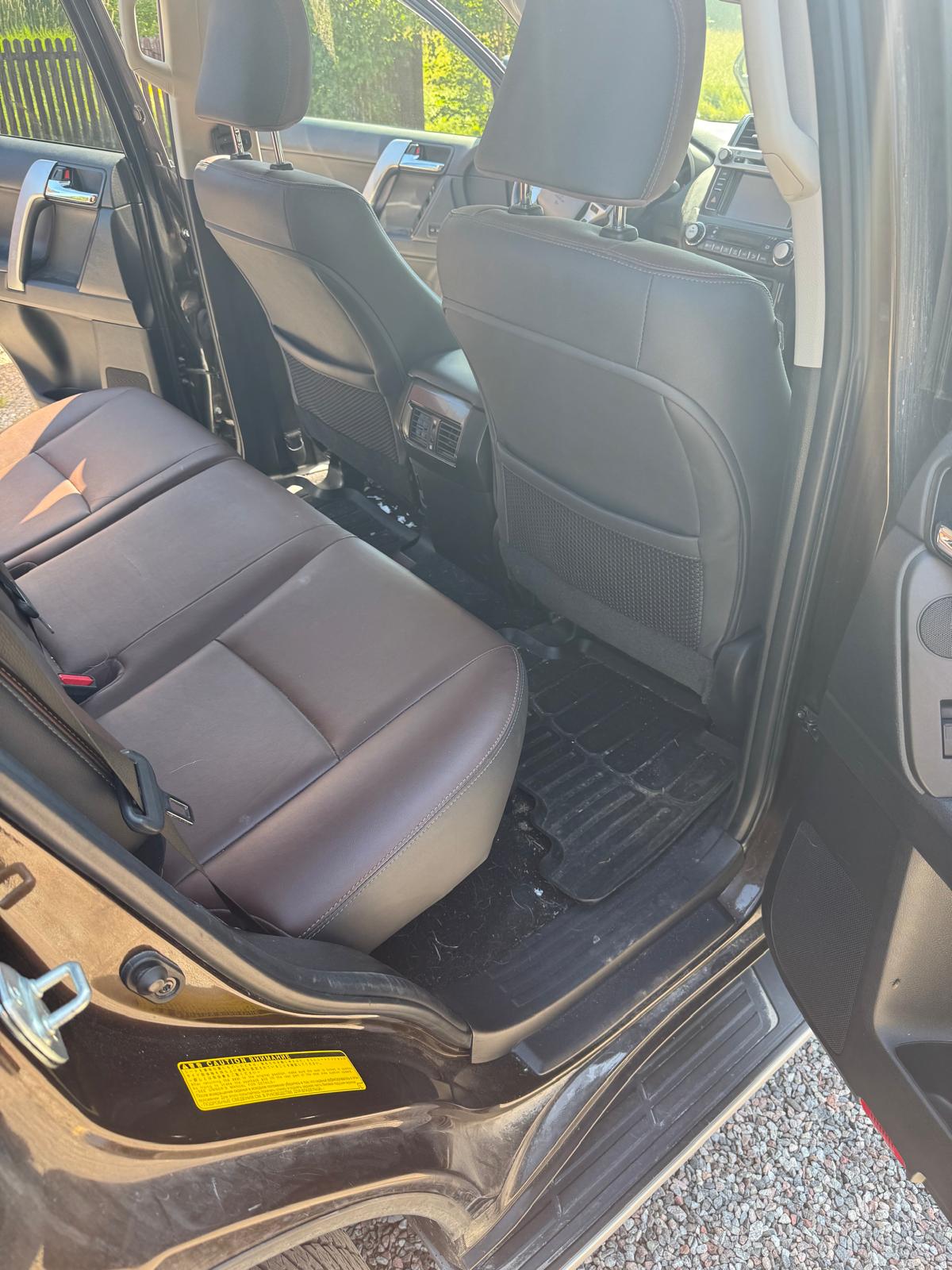 Toyota Land Cruiser – Höger bak – före
