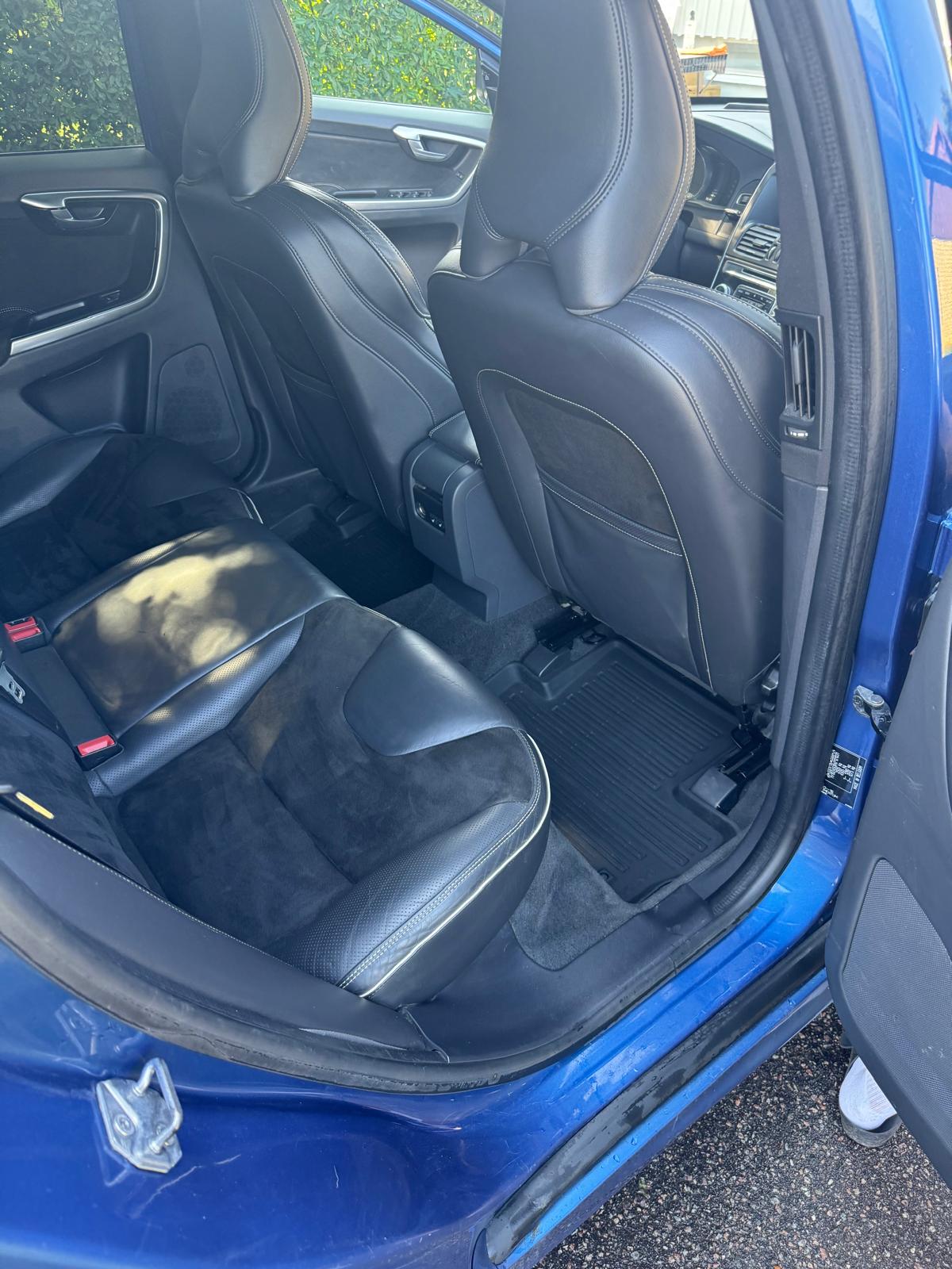 Volvo XC60 – Höger bak – efter